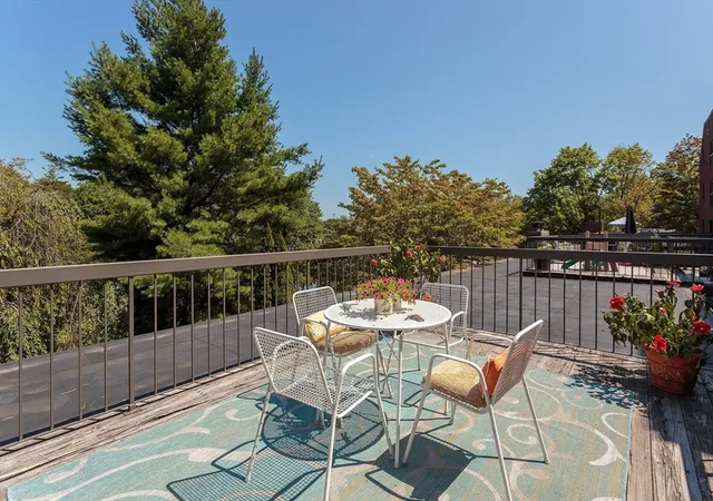 Photo 3 of Sale Pending at 666 Main St #207, Winchester, MA 01890 | MLS# 73559598 | Listing updated on 2026-09-05