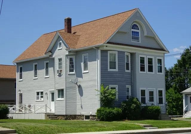 1st image of 484 Burncoat St, Worcester, MA 01606 | MLS# 73559975