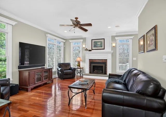 Homes for sale in Wrentham, MA | 18 Manchester Dr, Wrentham, MA 02093 | MLS# 73505788