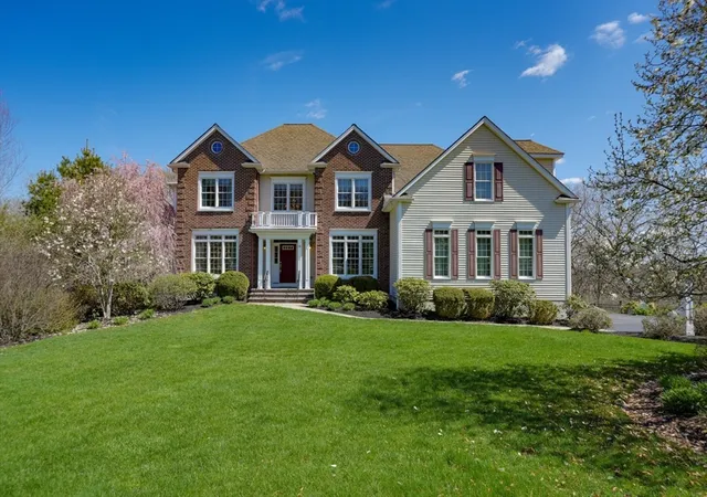 Homes for sale in Wrentham, MA | 18 Manchester Dr, Wrentham, MA 02093 | MLS# 73505788