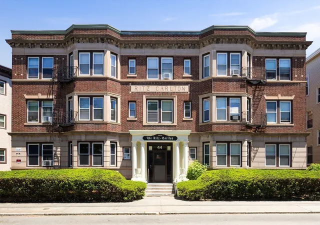 5th image of 44 Estes Street Portfolio, Lynn, MA 01902 | MLS# 73549418