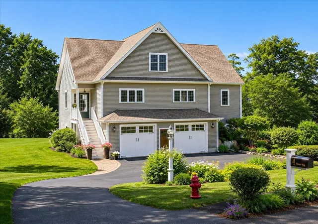 1st image of 6 Heron Rd, Halifax, MA 02338 | MLS# 73546556