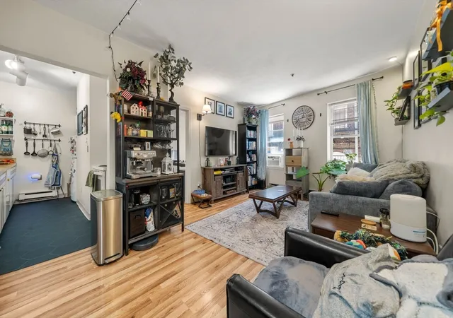 Listing Photo 5 - Condo for sale in building located at 136 Prince, Boston, MA 02113 - Unit #3