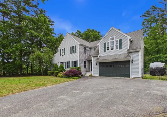 2nd image of 119 Hathaway St, Wareham, MA 02571 | MLS# 73540463