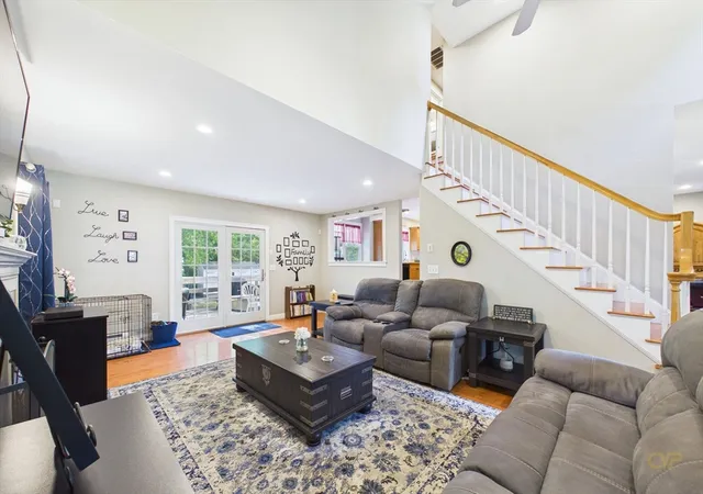 5th image of 119 Hathaway St, Wareham, MA 02571 | MLS# 73540463