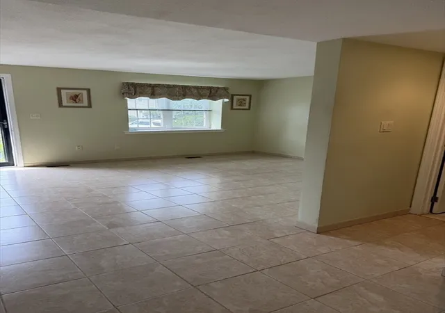 4th image of 320 Newbury St, Danvers, MA 01923