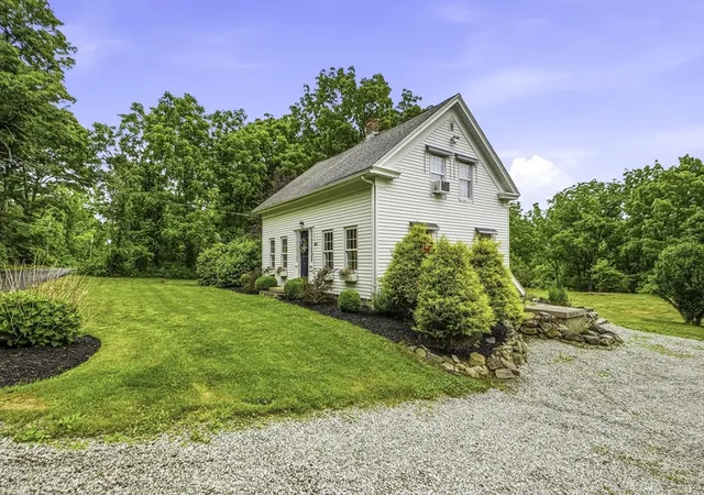 Homes for sale in Upton, MA | 149 Glenview St, Upton, MA 01568 | MLS# 73540194