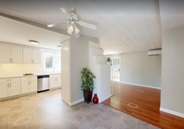 5th image of 22 Corrine Dr, Framingham, MA 01701 | MLS# 73557367