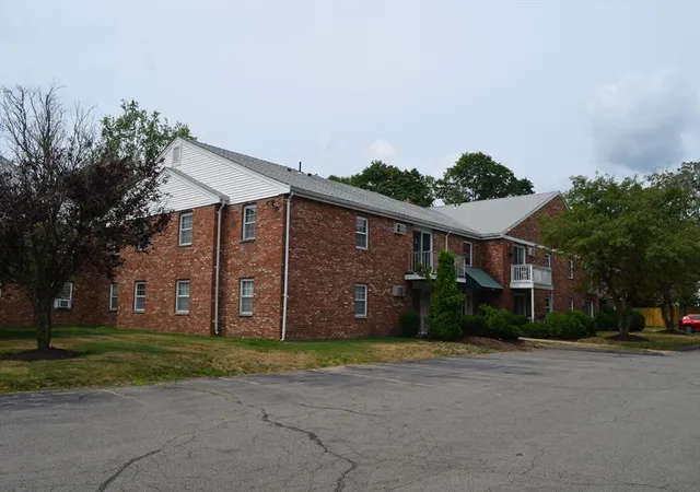 2nd image of 56 Townsend St, Abington, MA 02351