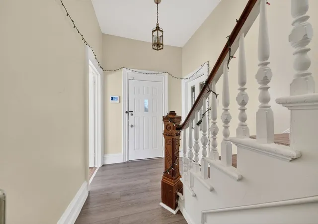 5th image of 420 Bradford Ave, Fall River, MA 02721 | MLS# 73535006