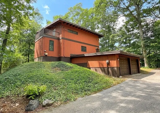 1st image of 223 Boston Post Rd, Weston, MA 02493 | MLS# 73563830