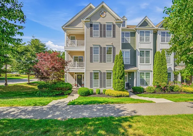 Homes for sale in Westborough, MA | 26 Corning Fairbanks Way #26, Westborough, MA 01581 | MLS# 73536391