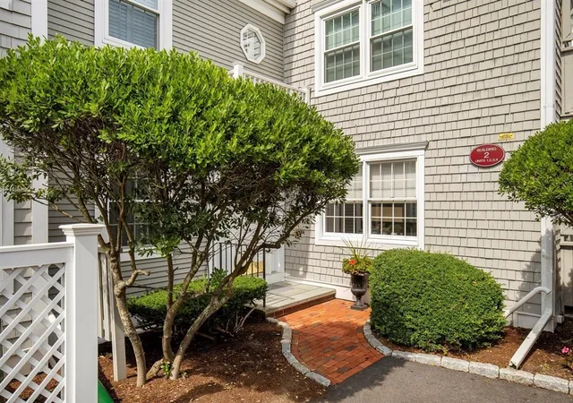 3rd image of 920 Main St #2-1, Osterville, MA 02655 | MLS# 73430069