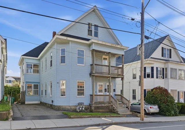 1st image of 220 University Ave, Lowell, MA 01854 | MLS# 73560004