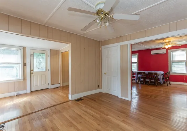 5th image of 260 King Philip St, Raynham, MA 02767 | MLS# 73536980