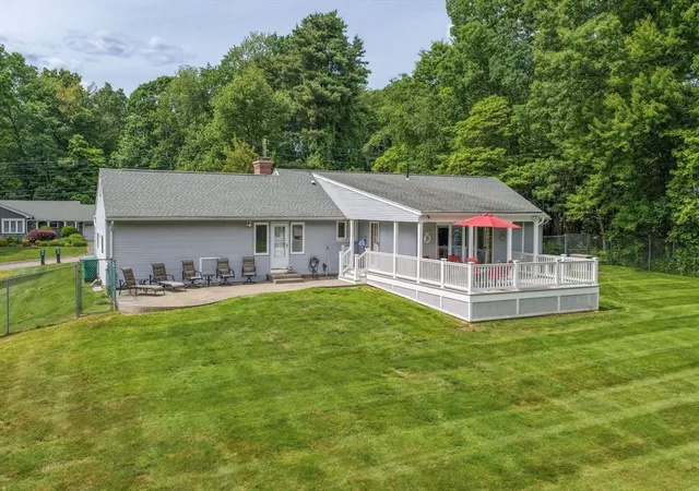 Homes for sale in East Longmeadow, MA | 296 Pease Rd, East Longmeadow, MA 01028 | MLS# 73530700