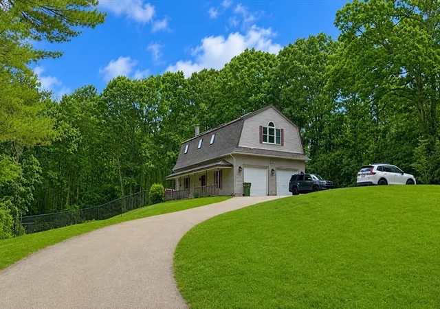 Homes for sale in North Brookfield, MA | 10 Mill Rd, North Brookfield, MA 01535 | MLS# 73537475