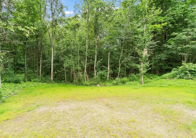 18th image of 1990 Mass Ave #10, Lunenburg, MA 01462 | MLS# 73543086