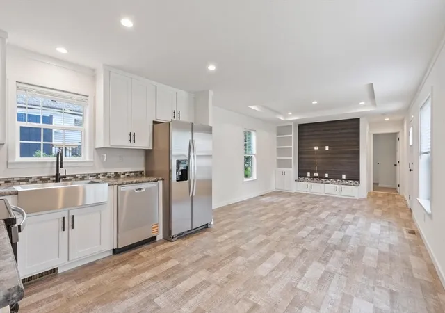 3rd image of 1990 Mass Ave #10, Lunenburg, MA 01462 | MLS# 73543086