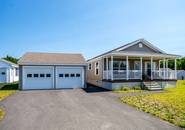 1st image of 32 Onyx Path, Gardner, MA 01440 | MLS# 73554328