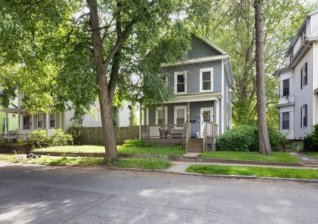 Homes for sale in Holyoke, MA | 45 Taylor St, Holyoke, MA 01040 | MLS# 73527643