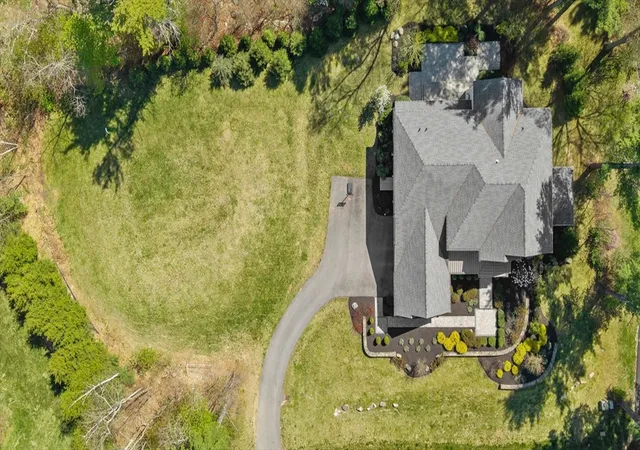 28th image of 9 Schaffner Ln, Dover, MA 02030 | MLS# 73517930