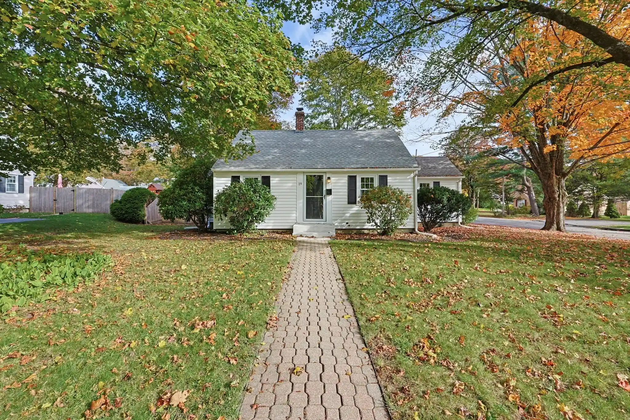Single family home for sale at 19 Brookhaven Rd, Worcester, MA 01606 | MLS# 73593806