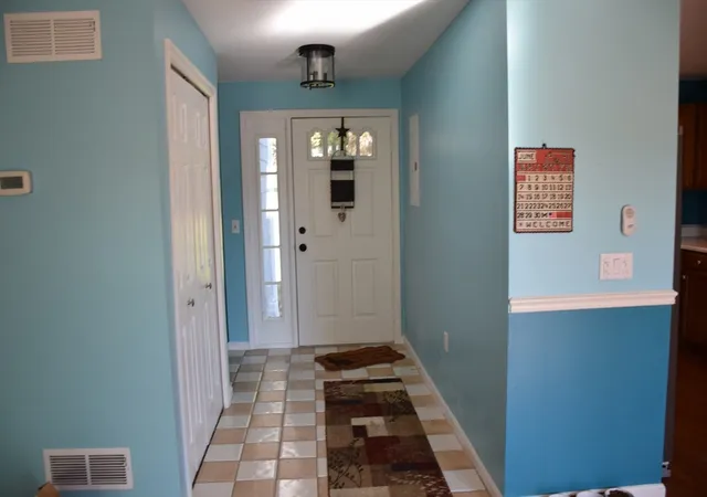 3rd image of 3 Fairway Ln #3, Blackstone, MA 01504 | MLS# 73533224