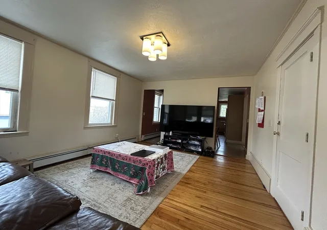 2nd image of 7 Wingate St, Shrewsbury, MA 01545 | MLS# 73498756