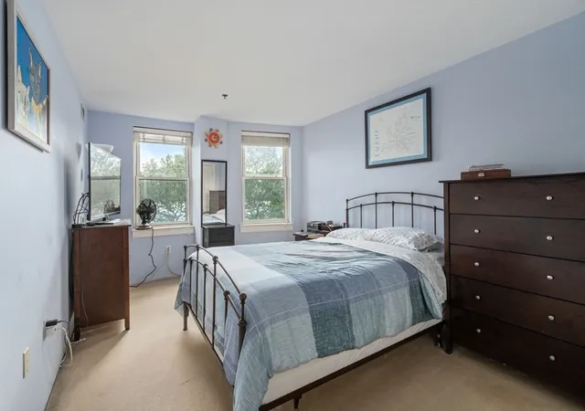 4th image of 113 Sumner St, Boston, MA 02128