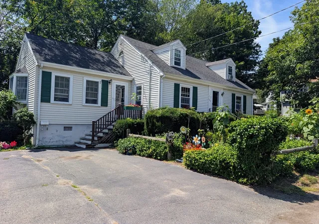 Photo 2 of Sale Pending at 102 Sanford St, Melrose, MA 02176 | MLS# 73558241 | Listing updated on 2026-08-13
