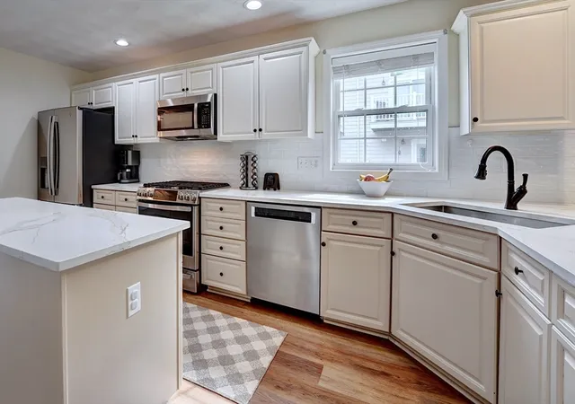 Homes for sale in Salisbury, MA | 170 Bch Rd, Salisbury, MA 01952
