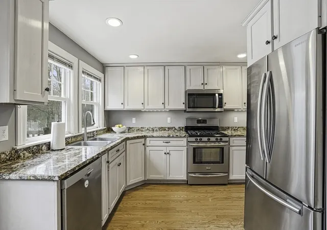 Homes for sale in Hopkinton, MA | 300 W Main Street, Hopkinton, MA 01748 | MLS# 73526593
