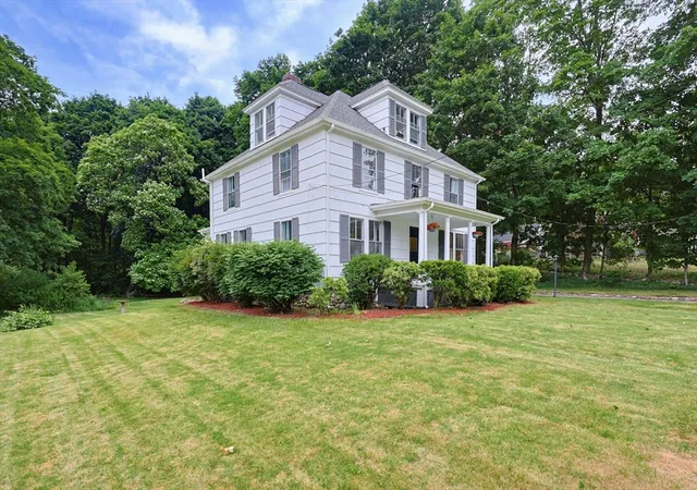 Homes for sale in Wrentham, MA | 78 Franklin St, Wrentham, MA 02093 | MLS# 73539922