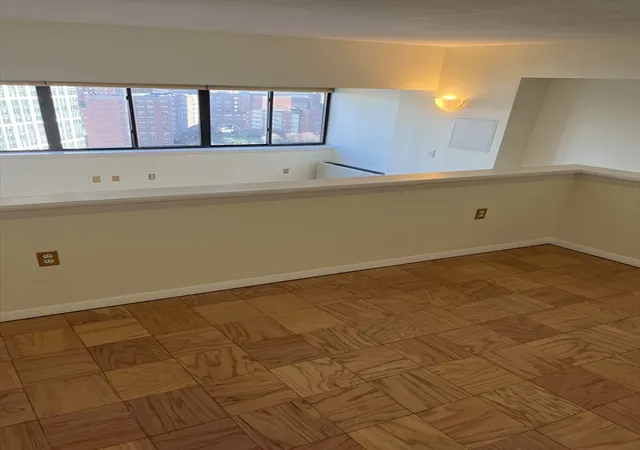 2nd image of 6 Whittier Pl #17G, Boston, MA 02114 | MLS# 73548000