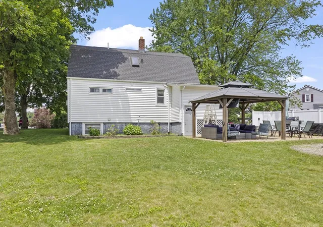 Homes for sale in Oxford, MA | 12 Newton Ave, Oxford, MA 01540 | MLS# 73535520