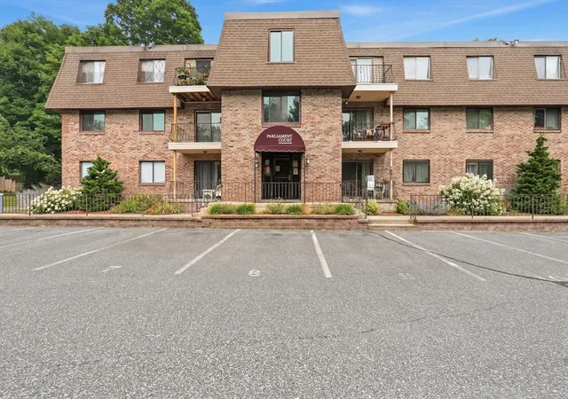 1st image of 59 School St #B2, Northborough, MA 01532 | MLS# 73553969