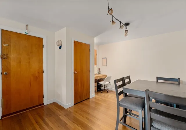 4th image of 14 Commonwealth Ct, Boston, MA 02135