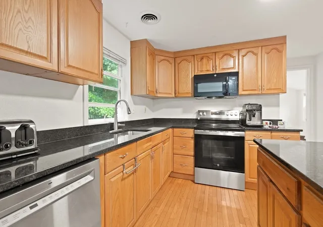 Photo 3 of Sale Pending at 5 Gannett Ter, Sharon, MA 02067 | MLS# 73559711 | Listing updated on 2026-09-17