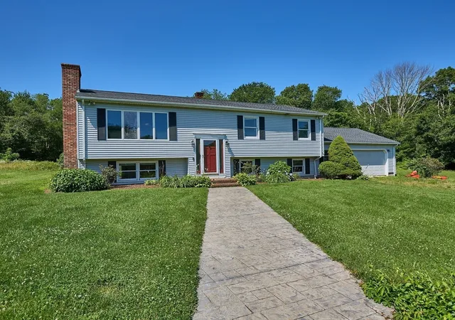 Photo 2 of Single family home for sale at 554 Sharps Lot Rd, Swansea, MA 02777 | MLS# 73555424 | Listing updated on 2026-09-06