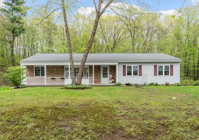 Homes for sale in Athol, MA | 248 Lyons Hill Rd, Athol, MA 01331 | MLS# 73521031