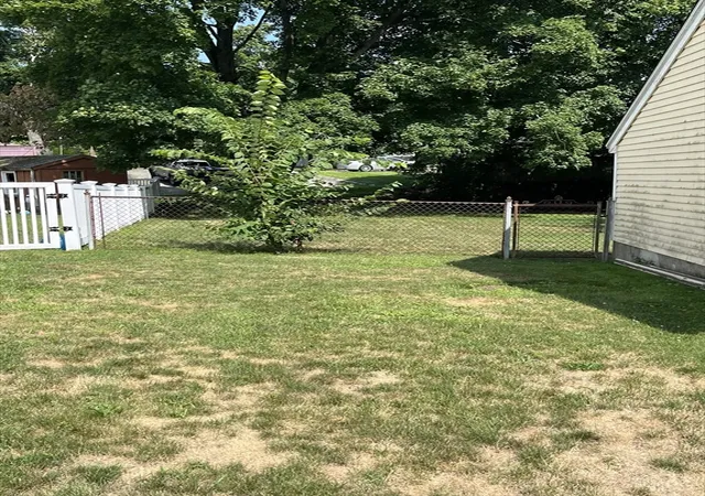 4th image of 46 Cherry St, West Newton, MA 02465 | MLS# 73556409