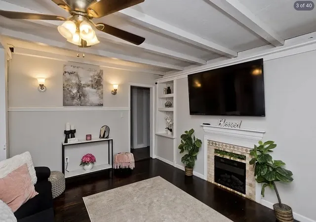 3rd image of 47 Taylor St, Holyoke, MA 01040 | MLS# 73555135