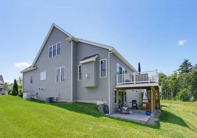 Photo 3 of Sale Pending at 25 Wheeler Hill Rd #25, Berlin, MA 01503 | MLS# 73568874 | Listing updated on 2026-08-29