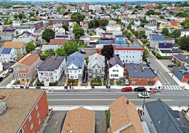 3rd image of 28 Ferry St, Everett, MA 02149 | MLS# 73560600