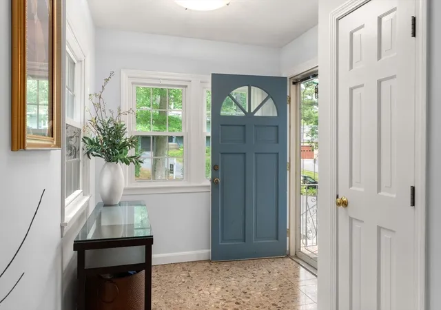 3rd image of 6 Forest St, Medfield, MA 02052 | MLS# 73540208