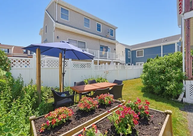 Homes for sale in Winthrop, MA | 82 Putnam St #2, Winthrop, MA 02152 | MLS# 73547219