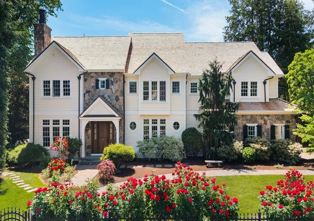 1st image of 8 Valley Road, Wellesley Hills, MA 02481 | MLS# 73540282