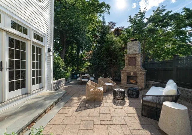 39th image of 8 Valley Road, Wellesley Hills, MA 02481 | MLS# 73540282