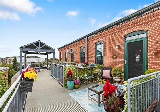 Homes for sale in Chelsea, MA | 60 Dudley St #32, Chelsea, MA 02150 | MLS# 73492087